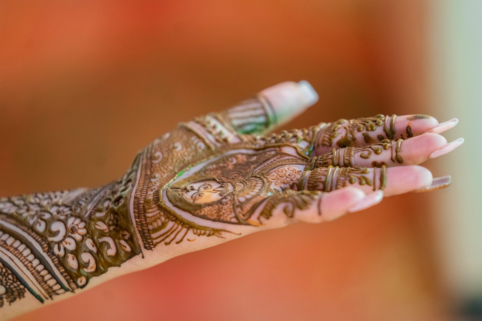 Intricate bridal mehendi detail